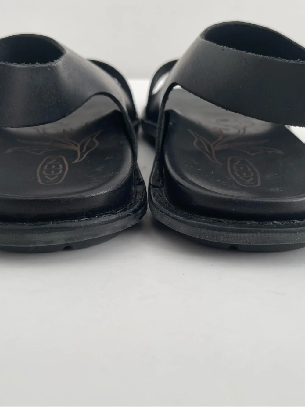 Keen Sofia Leather Sandals Black Size 7.5 Beach Walking Travel - Picture 4 of 12